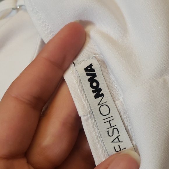 Fashion Nova, Cami slip dress in white. Double linned size 2XL - Picture 7 of 7